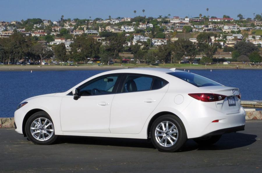  Mazda3 Sedan 2014 года  (фото 3 из 59)